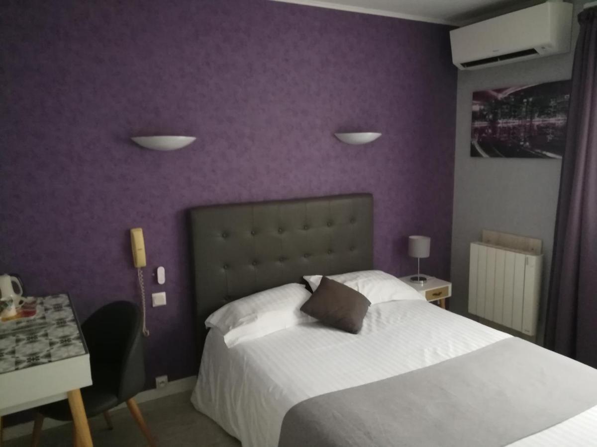 Contact Hotel Du Relais Thouars Eksteriør billede