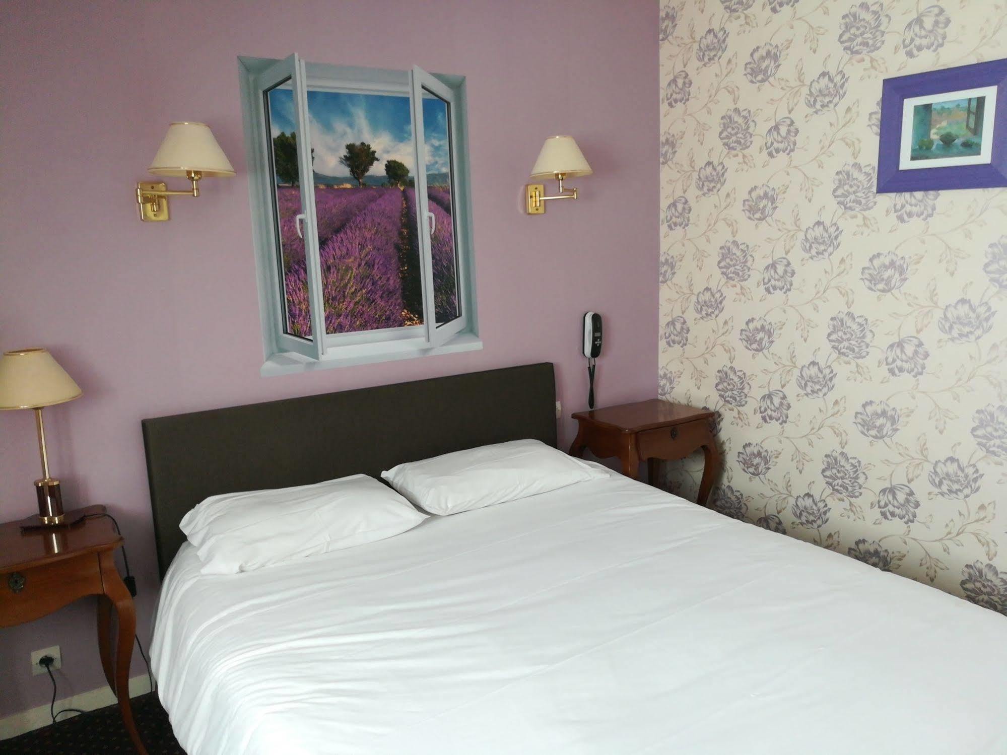 Contact Hotel Du Relais Thouars Eksteriør billede